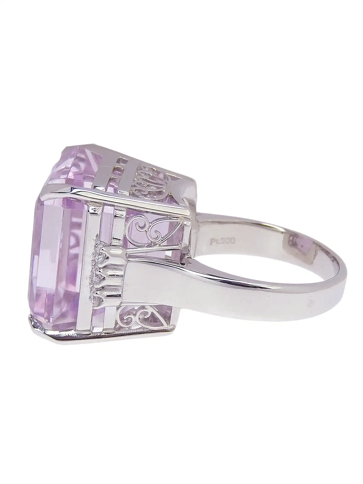 Selection Jewelry プラチナクンツァイトスクエアリング